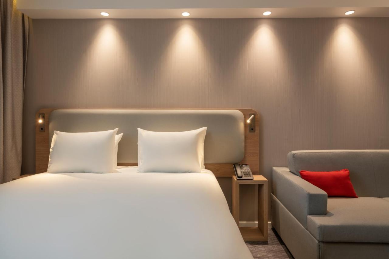 Holiday Inn Express - Marne-La-Vallee Val D'Europe By Ihg رومافييي المظهر الخارجي الصورة