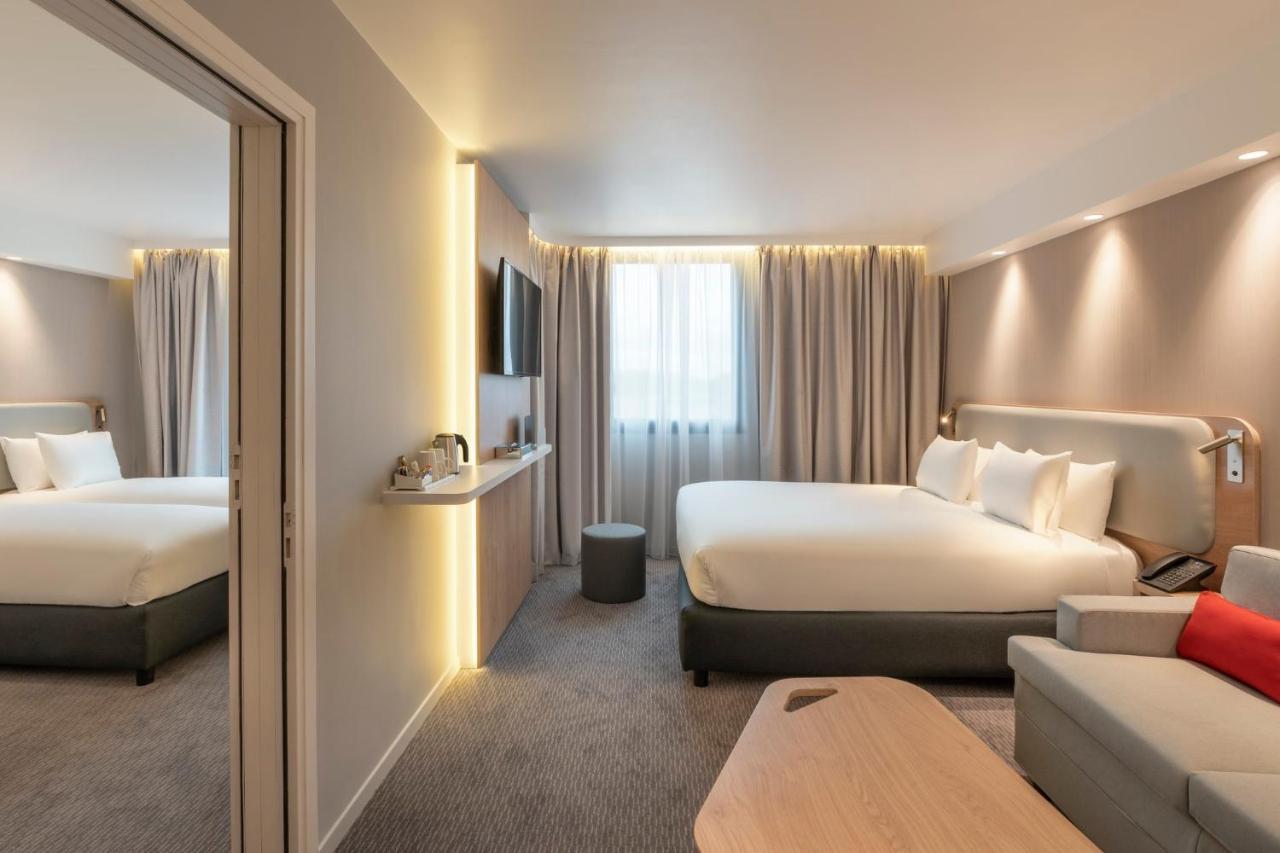 Holiday Inn Express - Marne-La-Vallee Val D'Europe By Ihg رومافييي المظهر الخارجي الصورة